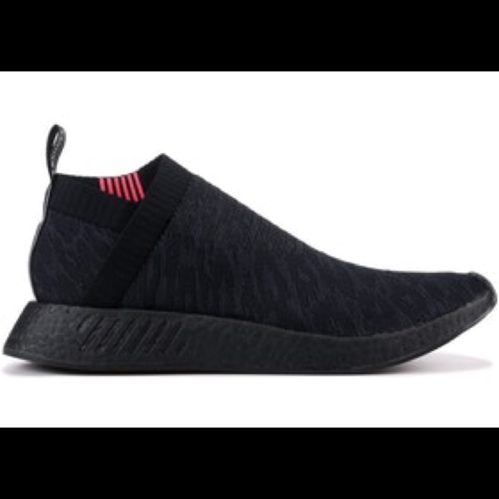 NEW adidas NMD CS2 PK
Triple Black Shock Pink SZ M4/W5